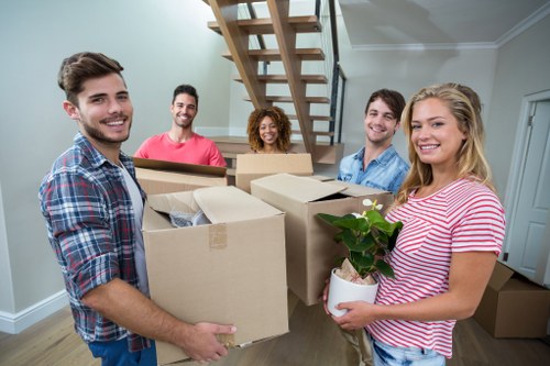 Flexible man and van transport for Tolworth customers