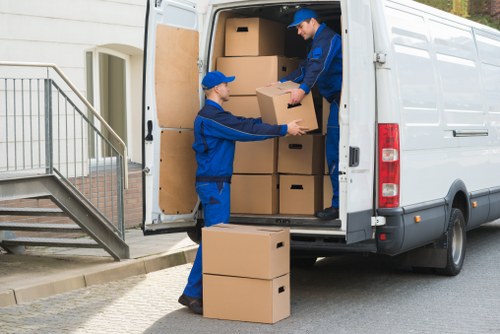 Practical storage services for residents and companies in Tolworth